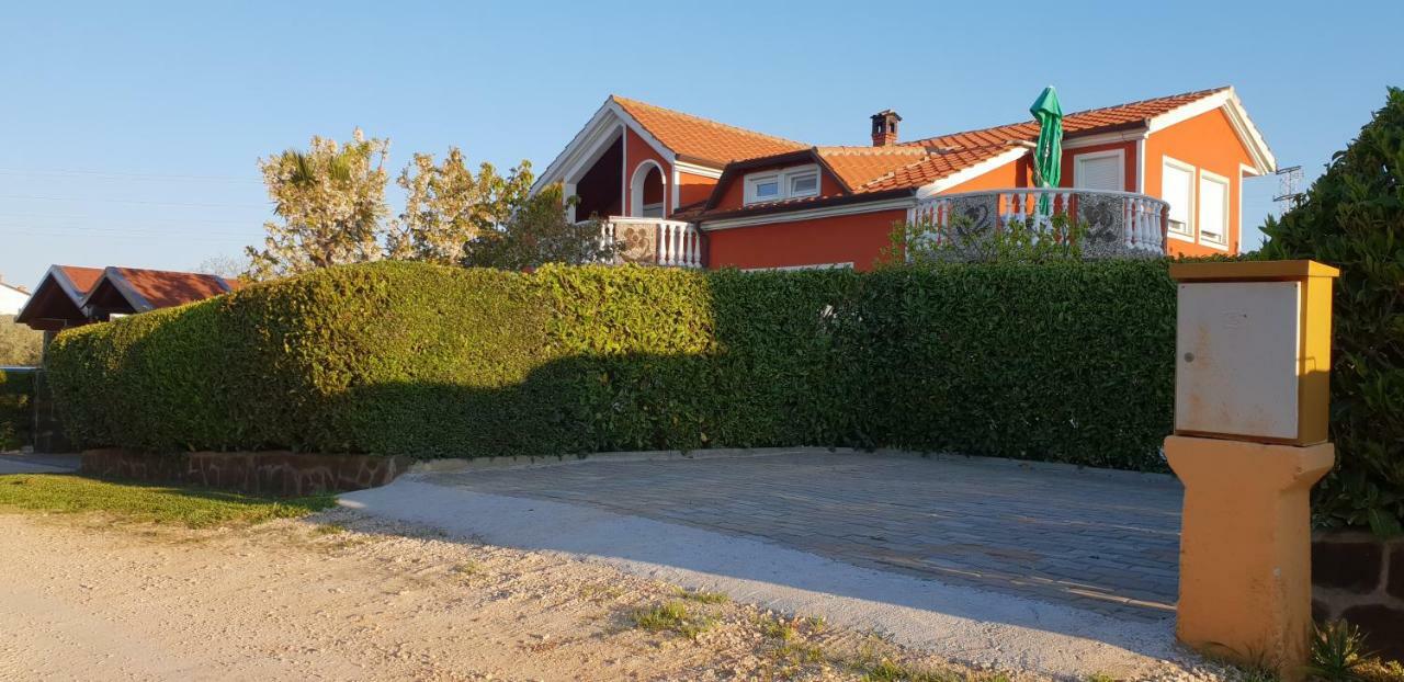 Apartma Jelka Novigrad Istria Buitenkant foto
