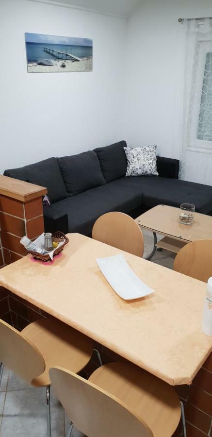 Apartma Jelka Novigrad Istria Buitenkant foto