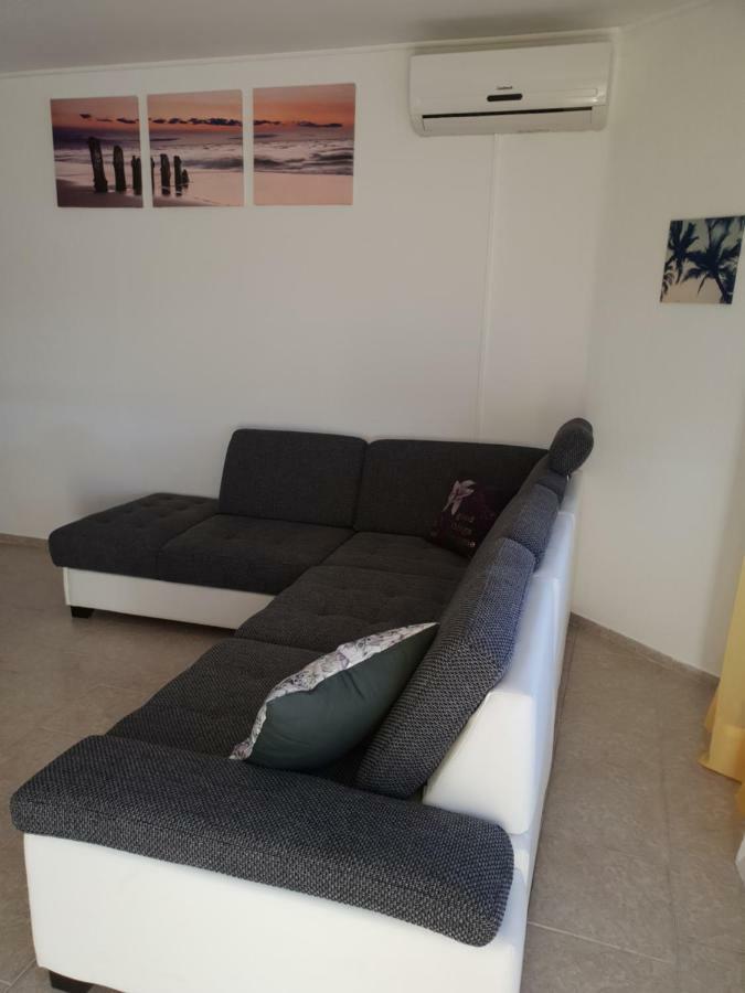 Apartma Jelka Novigrad Istria Buitenkant foto