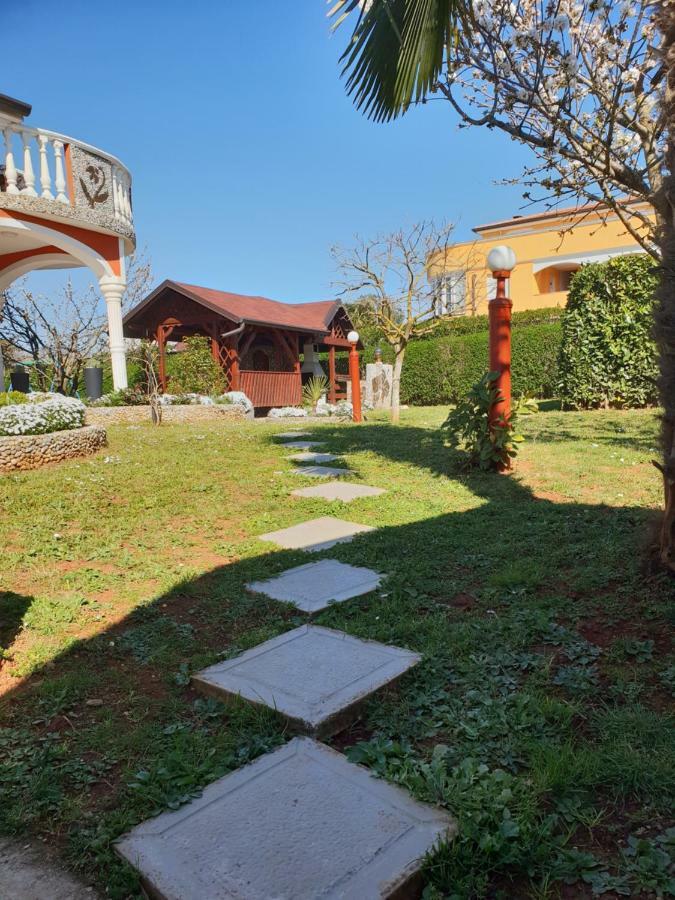 Apartma Jelka Novigrad Istria Buitenkant foto